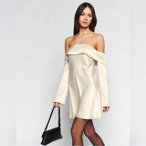 NEW Reformation Maves Dress in Almond / Cream White - size S